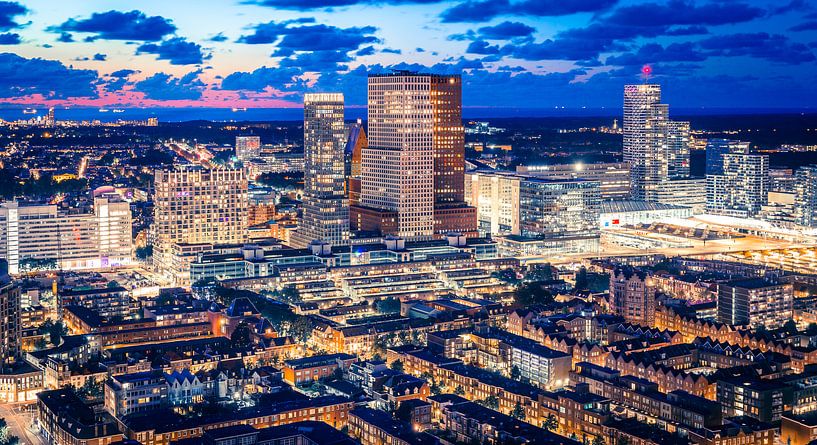 Den Haag Skyline by Claudio Duarte