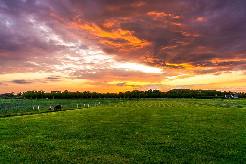 The evening falls by Edwin Boer