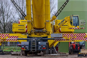 Grue de levage Liebherr LTM 11200 de Ter Linden. sur Jaap van den Berg