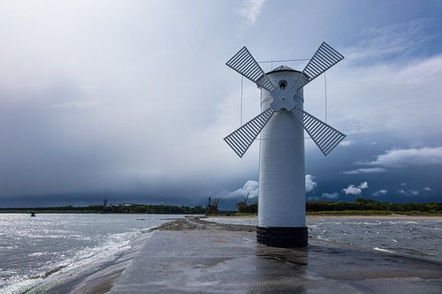 Mole in Swinemuende by Rico Ködder