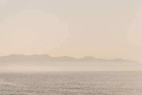 Pastelkleurige zonsondergang in Italië