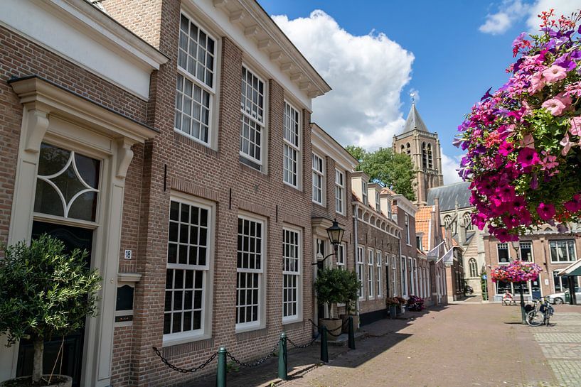 THOLEN: Marktplein Zeeuwse stadje Tholen van Paul Veen