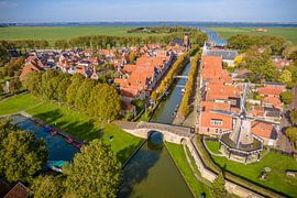 Blick auf die Stadt Sloten in Friesland von oben von Sjoerd van der Wal Fotografie