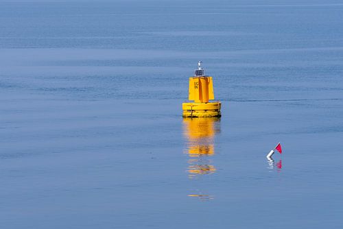 Baken in het water