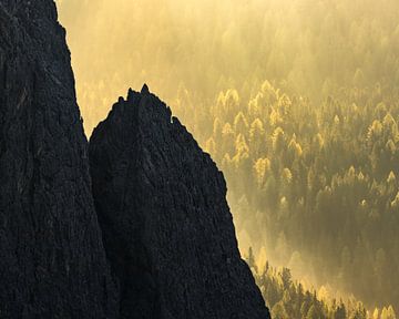 Crags & Glory van Daniel Laan