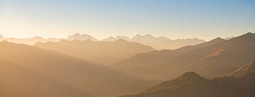Panorama Alpen Zonsondergang van Frank Peters
