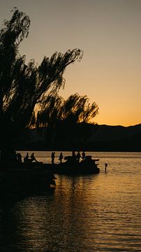 Warm gold tones from the setting sun by Diederik De Mezel