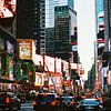 Drukke straat in New York, Verenigde Staten (analoog) van Lisa Berkhuysen