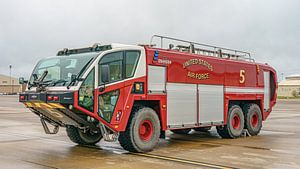 Flughafenlöschfahrzeug Oshkosh Striker.