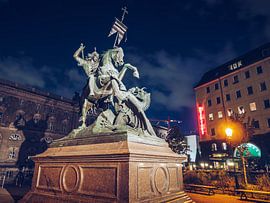 Berlin – Nikolaiviertel / St.-Georg-Denkmal von Alexander Voss