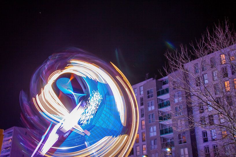 À la foire dans l'obscurité par Marco Theunissen