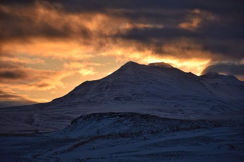 Zonsondergang in winter