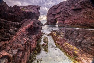 Pont naturel de Tickle Cove (Terre-Neuve).