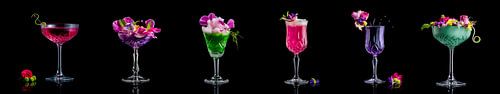 Kleurige cocktails op een rij, colourful drinks in a row