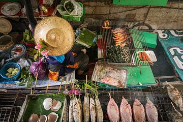 Marché de produits frais en Thaïlande sur Sidney van den Boogaard