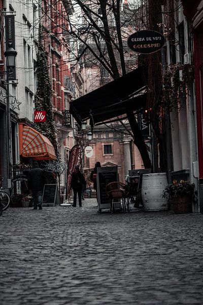 Antwerp by Hello Pompoyo