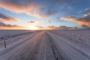 Road 1 IJsland von Luc Buthker