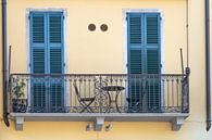 Gele muur met balkon van Photography art by Sacha thumbnail