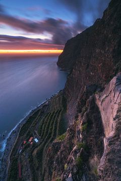 Madeira Cabo Girao zur blauen Stunde von Jean Claude Castor