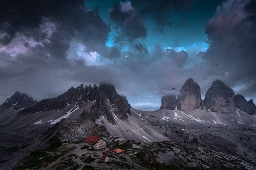 The Three Phrases during a storm