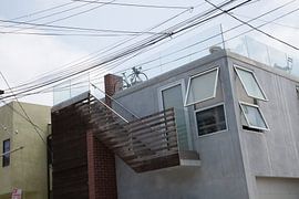 LA-Gebäude von Jose Derks