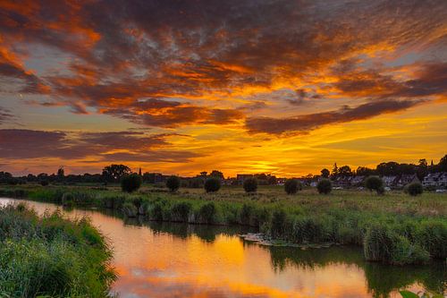 Zonsondergang met prachtige kleuren