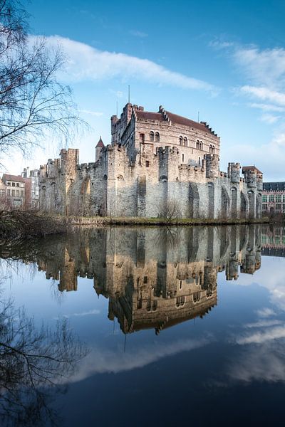 Das Schloss der Grafen in Gent von Marcel Derweduwen