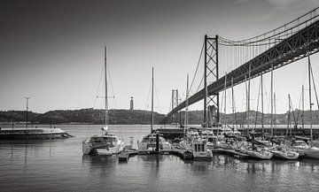 Lisbon, the bridge by Marinus Engbers