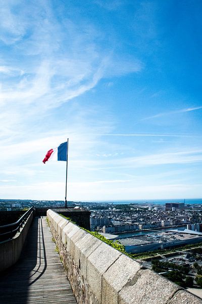De franse trots hoog boven Cherbourg van Amadeo Truzzu