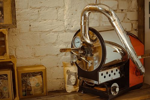 Artisanal Coffee Roaster — Micro-Roastery Vibes