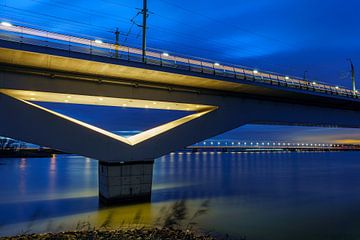 Lichtjes Moerdijkbruggen van Pixel Meeting Point