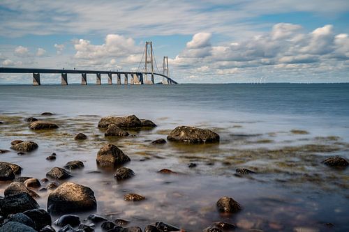 Tijd stroomt onder de Storebæltsbrug