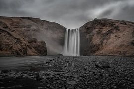 Skogafoss Island von Leon Brouwer