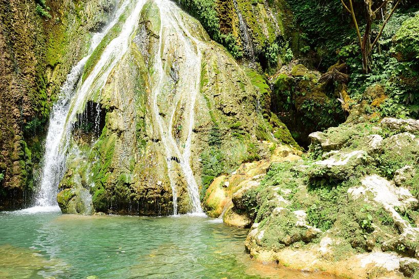 Can't get enough of this waterfall by Frank's Awesome Travels