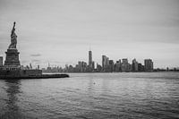 New York Skyline Statue of Liberty