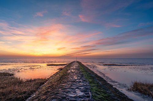 Hemelsblauw op een klif