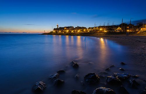 Urk at night by Arjan Keers