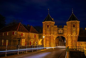 Land torque gate and Volmolen at night by peterheinspictures