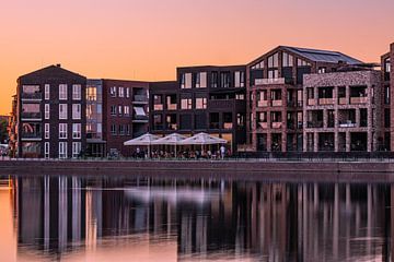 Zonsondergang appartementen Veenendaal van Rick van de Kraats