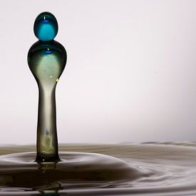 Pillar of drops van Focco van Eek