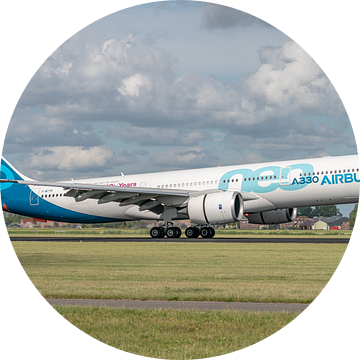 Een Airbus A330-900 (vliegtuig van de Airbusfabrieken zelf) heeft de wielen van het hoofdlandingsges van Jaap van den Berg