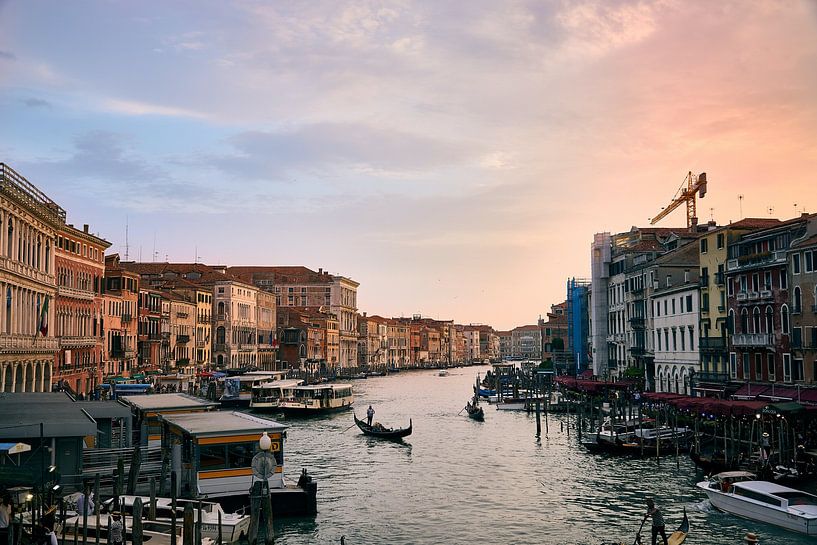 Venice by Hello Pompoyo
