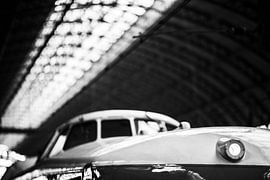 Antiker Zug bei Amsterdam Central Station von Bart Rondeel