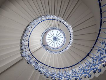Escalier en spirale à Greenwich, Londres sur Teun Janssen