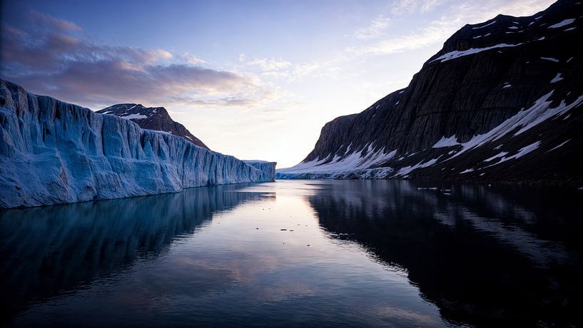 Icy splendour of the Arctic by Klaus Tesching - Art-AI