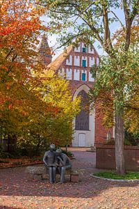 Klosterkirche im Herbst