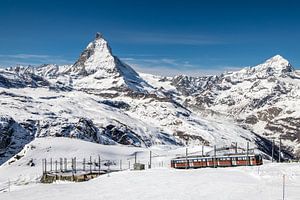 Die Zahnradbahn zum Gornergrat und das Matterhorn