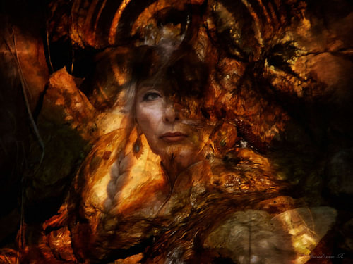 La voyante de pierre « & » Amber – Portrait mystique d'une femme dans des structures rocheuses (tableau d'art)