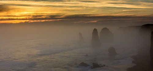 Les 12 Apôtres au coucher du soleil, Australie sur Chris van Kan