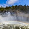 Tosender Wasserfall mit Regenbogen von Daniela Beyer